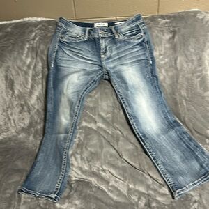 Daytrip Women’s Capri Jeans